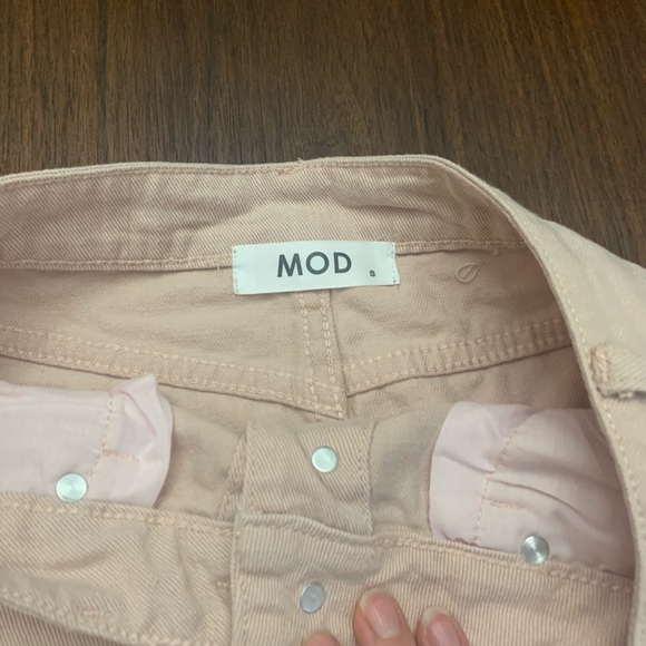 Distressed Pink Denim 5 button skirt - Picture 2 of 3